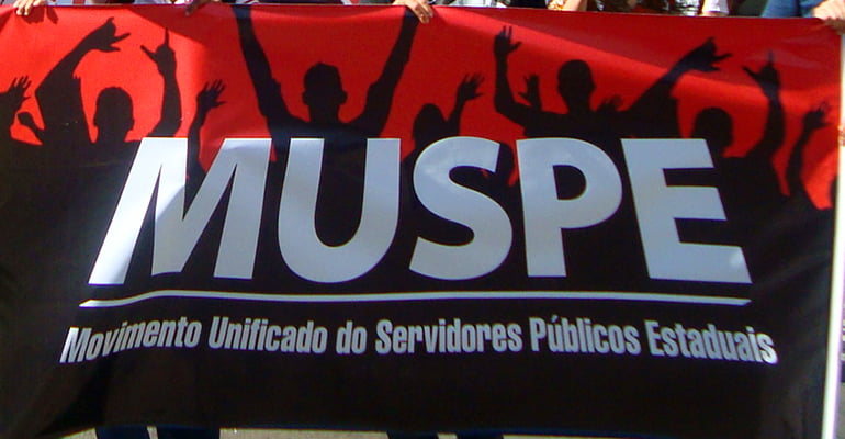 Servidores estaduais do Rio de Janeiro se unem em manifestação
