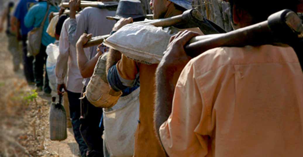 25 de outubro: Auditores realizam ato contra trabalho escravo