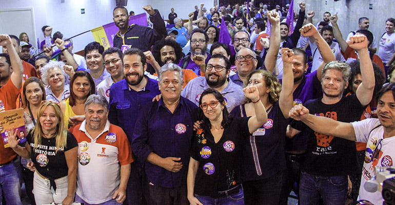 Trabalhadoras entregam manifesto de apoio a Guilherme Boulos - Intersindical