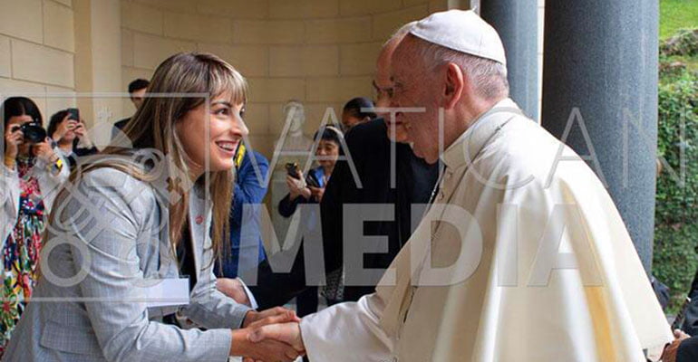 Diretora da Intersindical participa de reunião de juristas das Américas no Vaticano, com o Papa Francisco